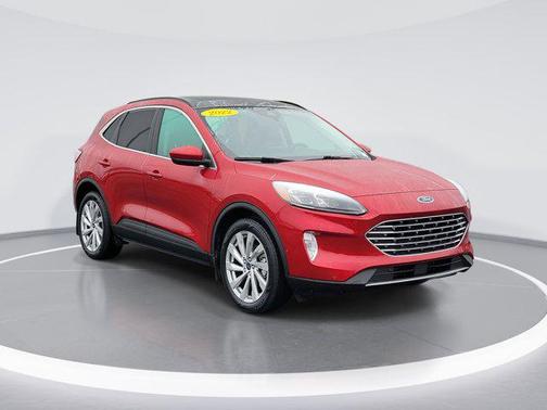 2022 Ford Escape Titanium