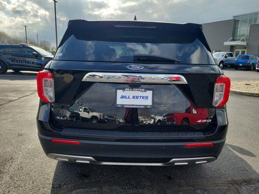 Agate Black Metallic 2023 Ford Explorer XLT