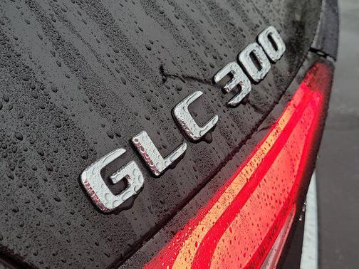 2023 Mercedes-Benz GLC 300 4MATIC