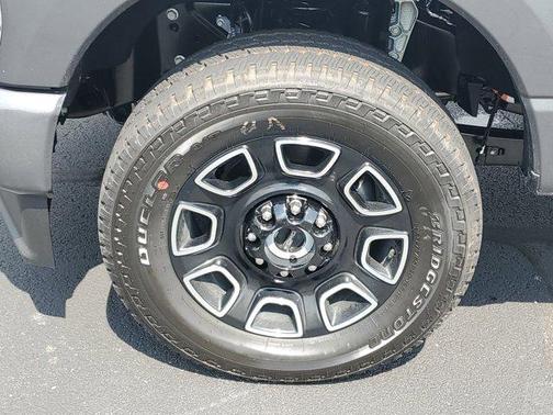 2025 Ford F-350 Platinum
