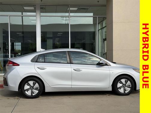 2018 Hyundai IONIQ Hybrid Blue