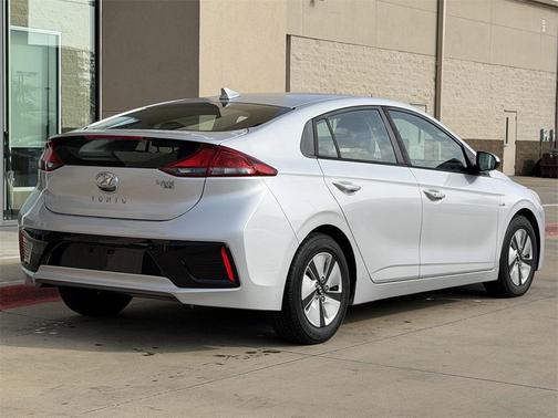 2018 Hyundai IONIQ Hybrid Blue