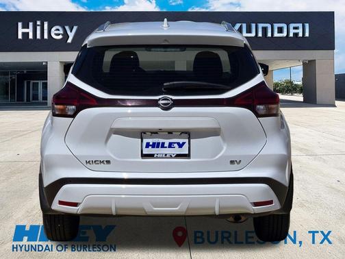 Fresh Powder 2023 Nissan Kicks SV