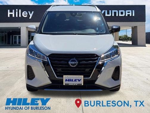 Fresh Powder 2023 Nissan Kicks SV