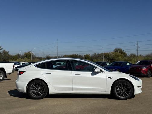 2020 Tesla Model 3 Standard Range
