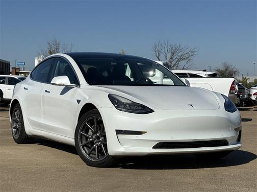 2020 Tesla Model 3 Standard Range