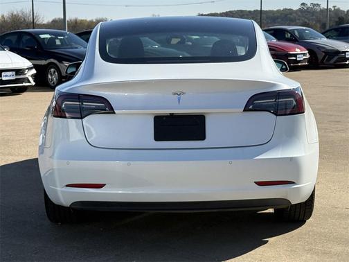 2020 Tesla Model 3 Standard Range