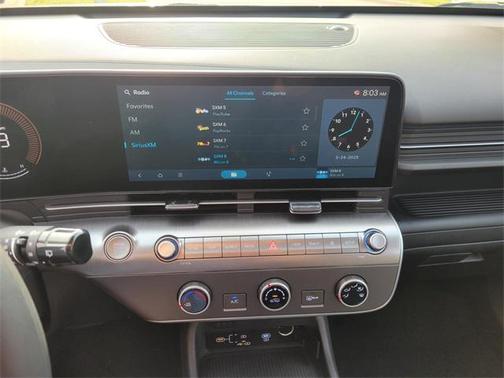 2025 Hyundai KONA SE