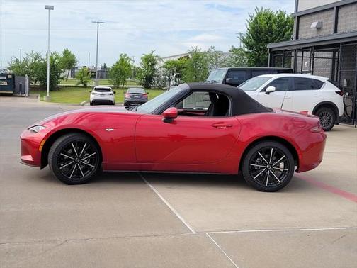 2025 Mazda MX-5 Miata Grand Touring