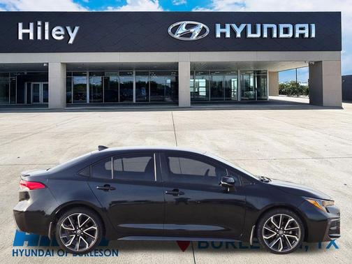 Black Sand Pearl 2021 Toyota Corolla SE