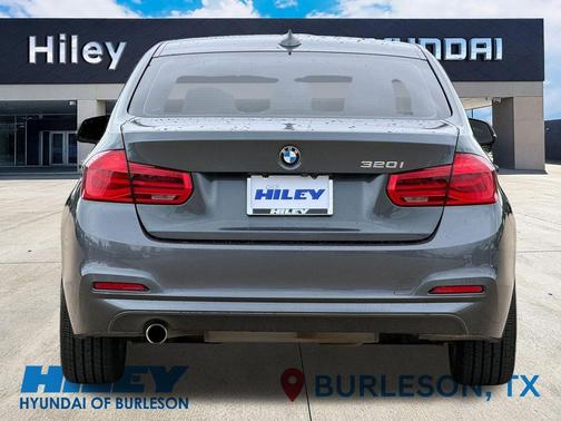 Mineral Gray Metallic 2018 BMW 320 i