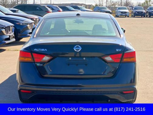 2022 Nissan Altima 2.5 SV