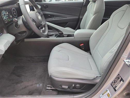 2025 Hyundai ELANTRA HEV Limited