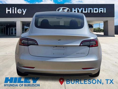 Silver 2018 Tesla Model 3 Long Range