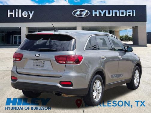 Titanium Silver 2019 Kia Sorento L