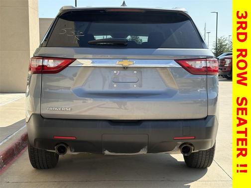 2021 Chevrolet Traverse LS