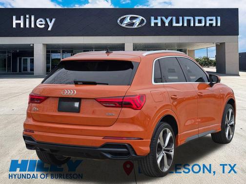 2020 Audi Q3 45 S line Prestige