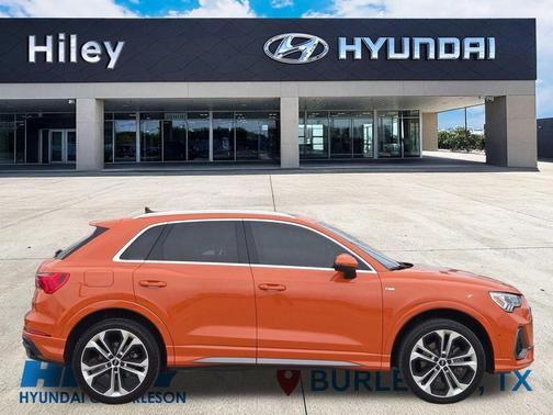 2020 Audi Q3 45 S line Prestige