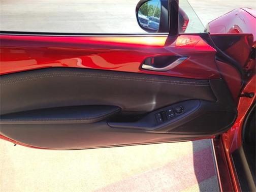 2025 Mazda MX-5 Miata RF Grand Touring