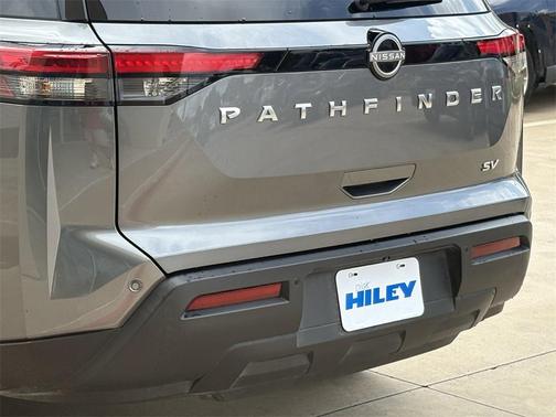 2023 Nissan Pathfinder SV FWD