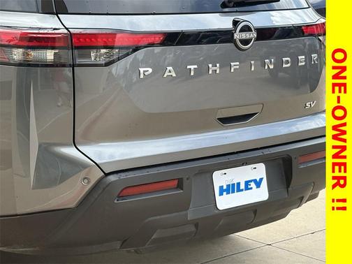 2023 Nissan Pathfinder SV FWD