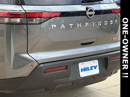 2023 Nissan Pathfinder SV FWD
