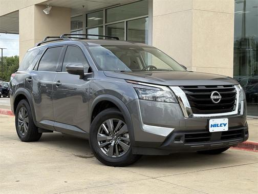 2023 Nissan Pathfinder SV FWD