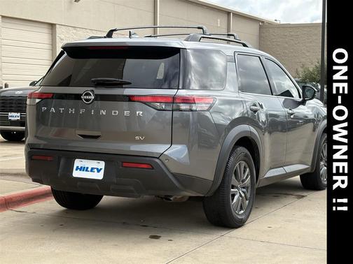 2023 Nissan Pathfinder SV FWD