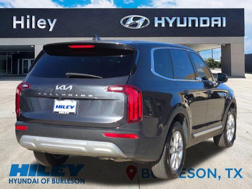 2022 Kia Telluride LX