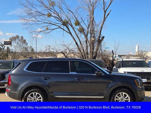 2022 Kia Telluride LX