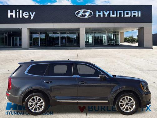 2022 Kia Telluride LX