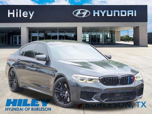 Singapore Gray Metallic 2018 BMW M5 Base