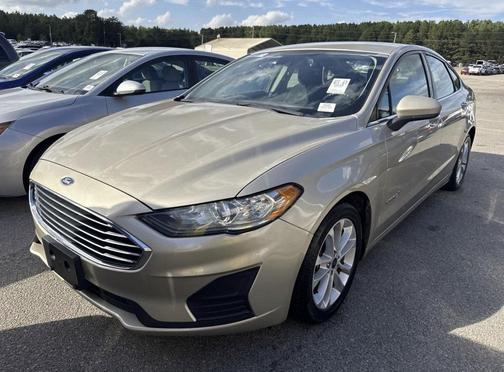 2019 Ford Fusion Hybrid SE