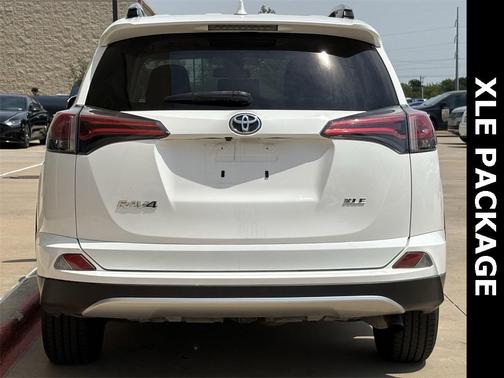 2018 Toyota RAV4 XLE