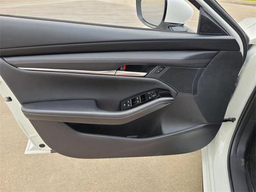 2025 Mazda Mazda3 FWD w/Preferred Package