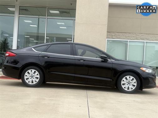 2019 Ford Fusion S
