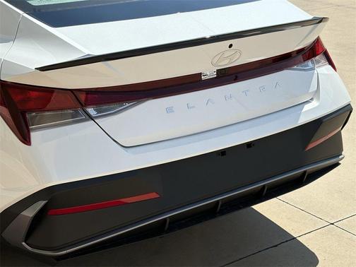 2025 Hyundai ELANTRA Sport