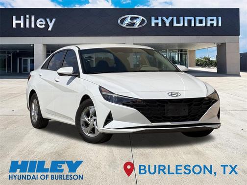 2022 Hyundai ELANTRA SE