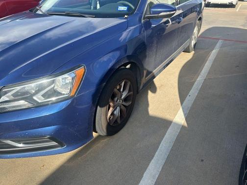 2016 Volkswagen Passat 1.8T S