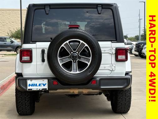 2023 Jeep Wrangler 4-Door Sahara 4x4