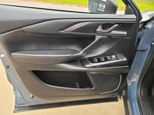2022 Mazda CX-9 Carbon Edition