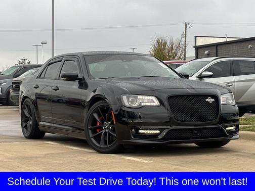 2023 Chrysler 300 C