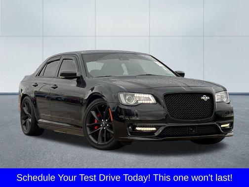 2023 Chrysler 300 C