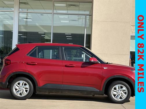 2021 Hyundai VENUE SE