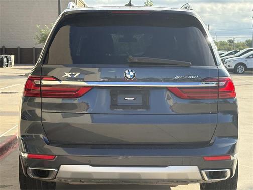 2022 BMW X7 xDrive40i