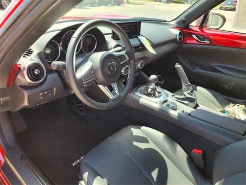 2025 Mazda MX-5 Miata RF Grand Touring