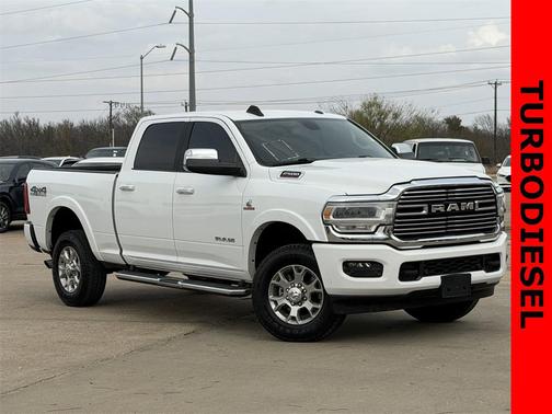 2022 RAM 2500 Laramie Crew Cab 4x4 6'4' Box