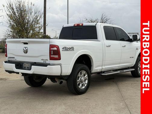 2022 RAM 2500 Laramie Crew Cab 4x4 6'4' Box