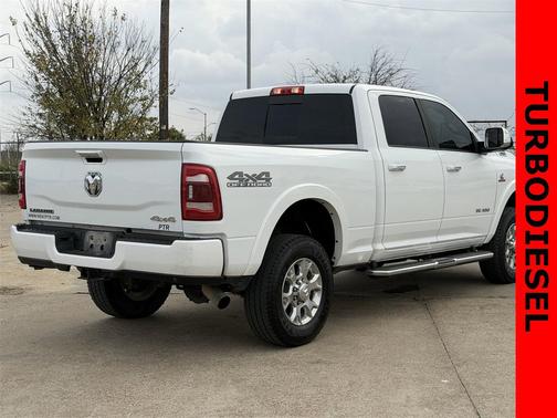 2022 RAM 2500 Laramie Crew Cab 4x4 6'4' Box