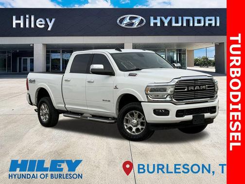 2022 RAM 2500 Laramie Crew Cab 4x4 6'4' Box